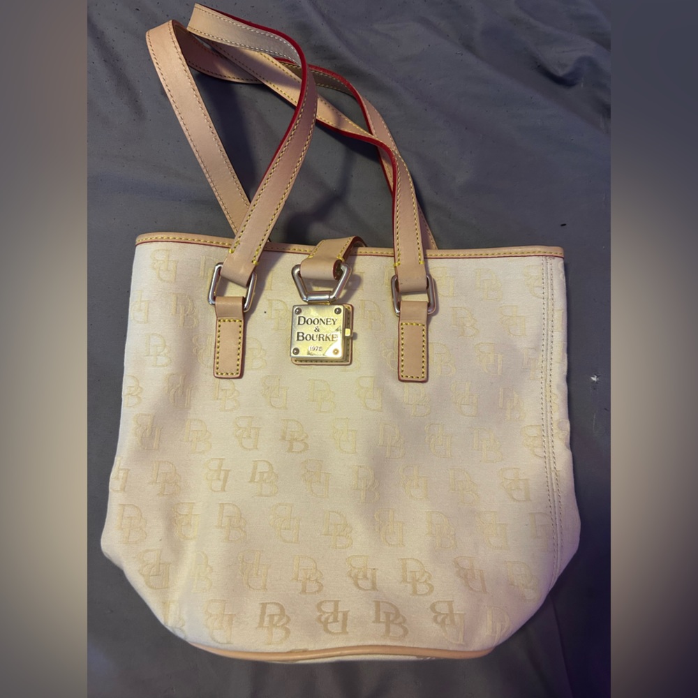 Dooney and Bourke shoulder bag